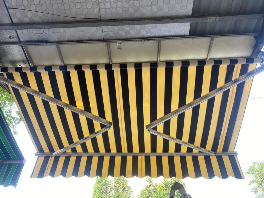 Bạt che nắng mưa tay quay ở Thanh Hoá