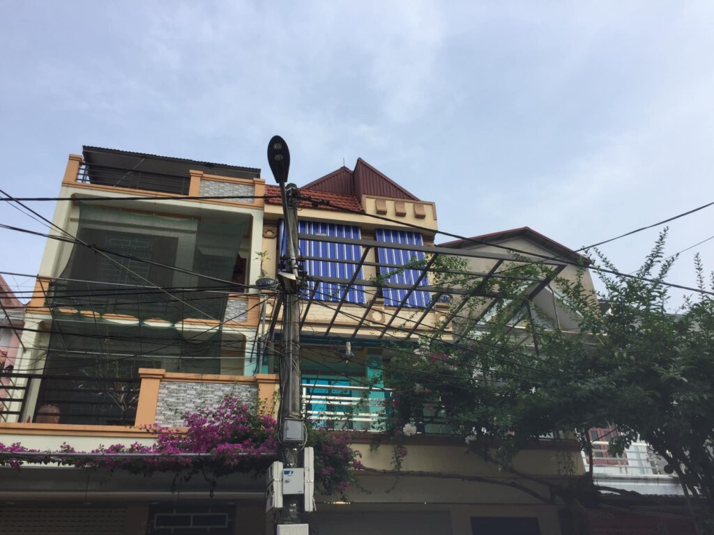 Bạt che nắng tự cuốn ngoài trời ban công ở Nga Sơn Bạt che nắng tự cuốn ngoài trời ban công ở Nga Sơn