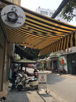 Bạt che nắng mưa tay quay ở Thanh Hoá