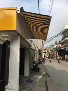 Bạt che nắng mưa tay quay ở Thanh Hoá