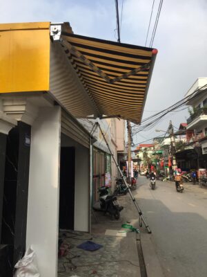 Bạt che nắng mưa tay quay ở Thanh Hoá