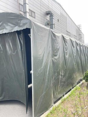 Lắp đặt nhà bạt di động bằng bạt nhựa PVC