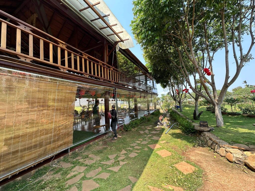 Bạt cuốn trong suốt tại Thọ Xuân Bạt cuốn trong suốt tại Thọ Xuân