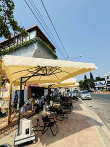 Ô dù che nắng lệch tâm ngoài trời ở Thanh Hoá