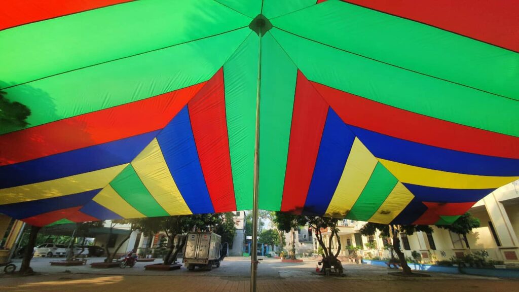 Dù vuông che nắng sự kiện sân trường học ở Thanh Hoá Dù vuông che nắng sự kiện sân trường học ở Thanh Hoá