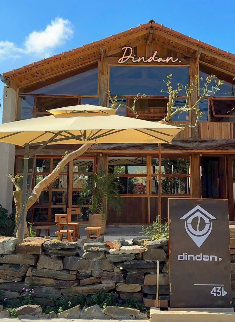 Ô dù che nắng lệch tâm sân vườn ở Thanh Hoá Ô dù che nắng lệch tâm sân vườn ở Thanh Hoá