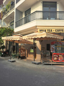 Ô dù lệch tâm 2,5m có mái rủ tại Thanh Hoá Ô dù lệch tâm 2,5m có mái rủ tại Thanh Hoá