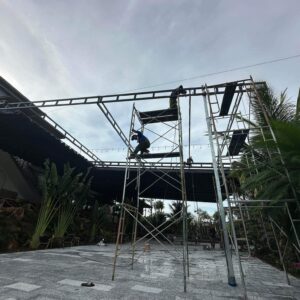 Bạt xếp lượn sóng nhà để xe ở Thanh Hoá