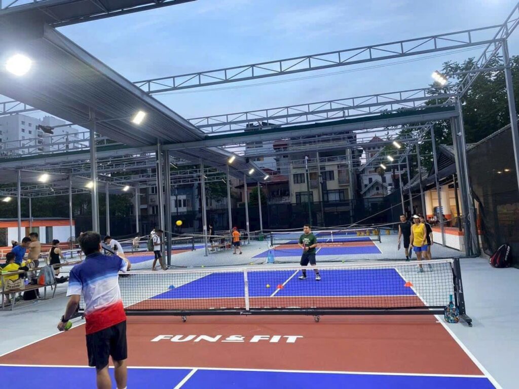 Mái bạt che nắng sân Pickleball Thanh Hoá Mái bạt che nắng sân Pickleball Thanh Hoá
