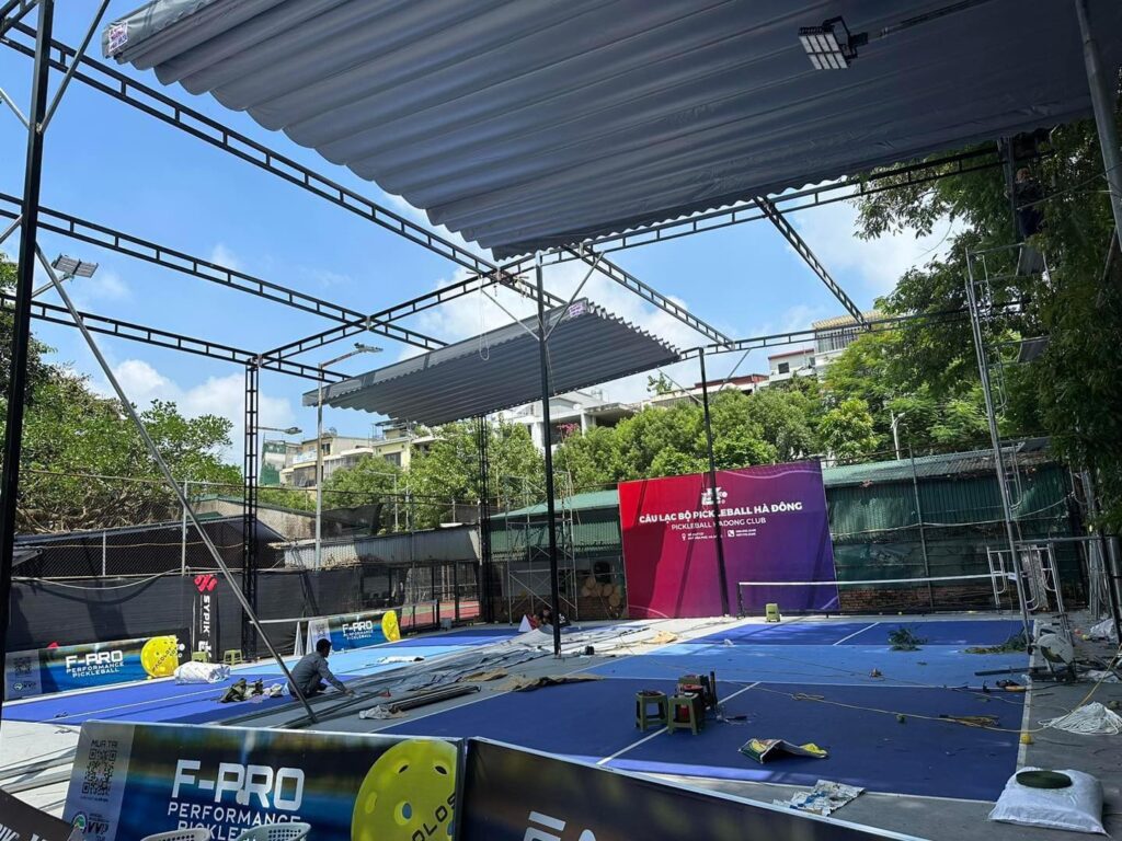 Mái bạt che nắng sân Pickleball Thanh Hoá Mái bạt che nắng sân Pickleball Thanh Hoá
