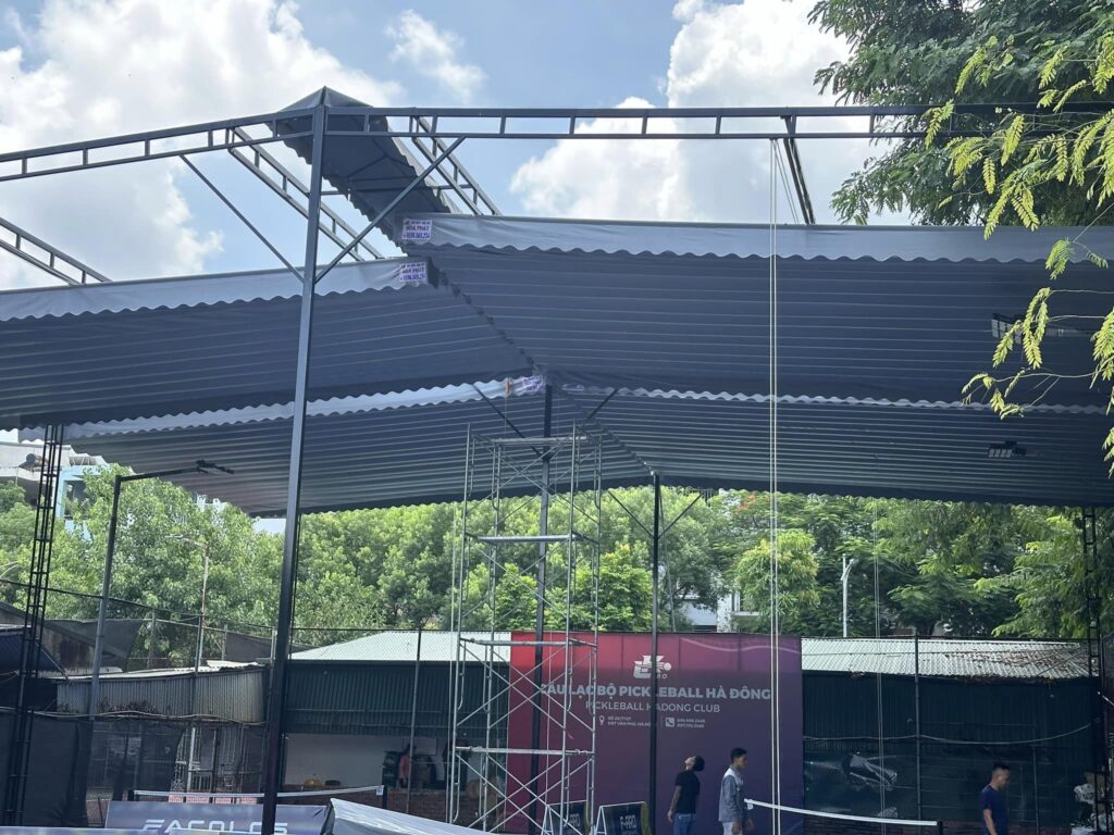 Mái bạt che nắng sân Pickleball Thanh Hoá Mái bạt che nắng sân Pickleball Thanh Hoá