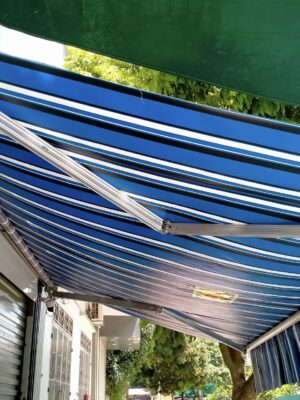 Bạt che nắng mưa tay quay ở Thanh Hoá