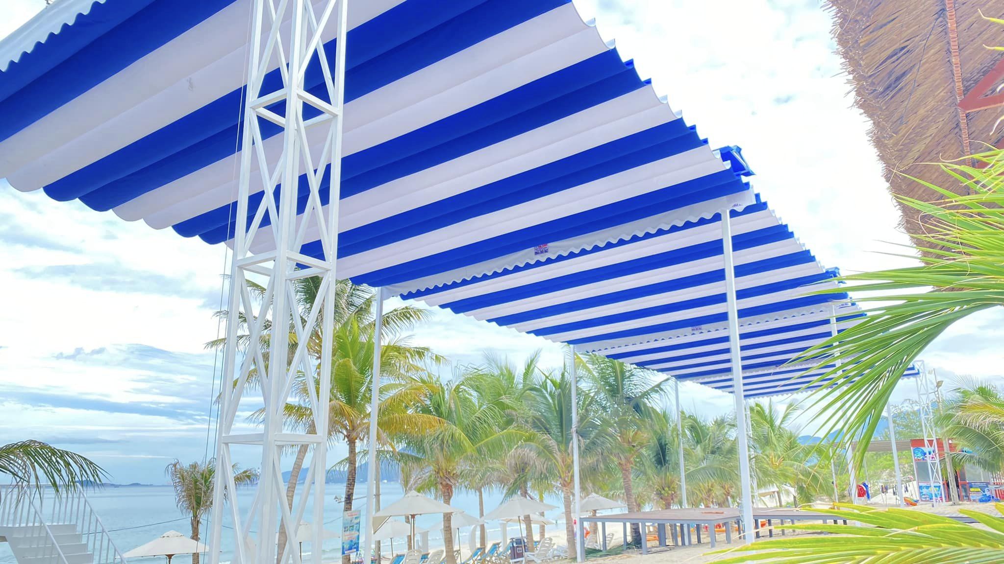 Bạt mái xếp lượng sóng che nắng mưa ở Thanh Hoá Bạt mái xếp lượng sóng che nắng mưa ở Thanh Hoá