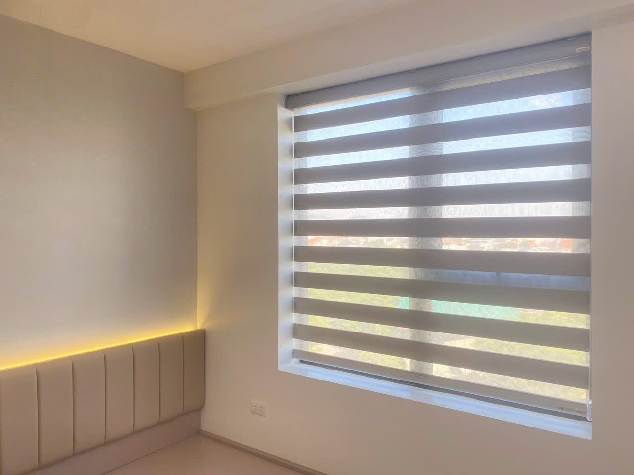 Công rình lắp đặt rèm cầu vồng ở Thanh Hoá Công rình lắp đặt rèm cầu vồng ở Thanh Hoá