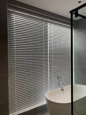 Công trình lắp rèm sáo nhôm ở Thanh Hoá