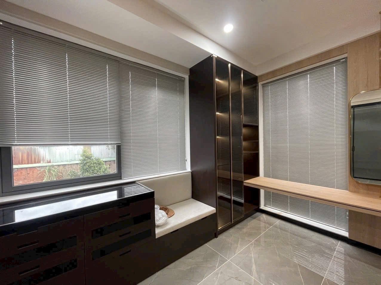 Rèm sáo nhôm ở Thanh Hoá che cửa sổ phòng ngủ Rèm sáo nhôm ở Thanh Hoá che cửa sổ phòng ngủ