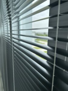 Rèm sáo nhôm ở Thanh Hoá màu trắng Rèm sáo nhôm ở Thanh Hoá màu trắng