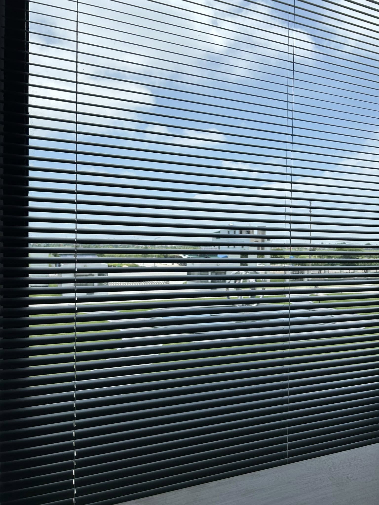 Rèm sáo nhôm ở Thanh Hoá màu đen Rèm sáo nhôm ở Thanh Hoá màu đen