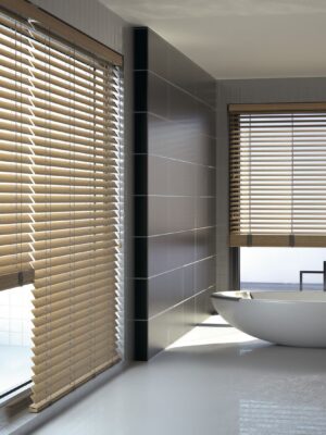 Rèm sáo nhôm ở Thanh Hoá che cửa sổ phòng tắm