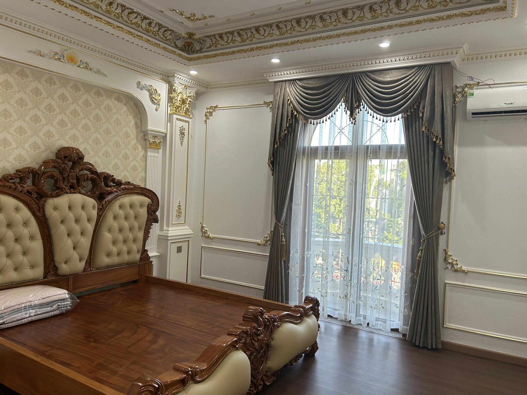 Mẫu rèm vải tân cổ điển ở Thanh Hoá Mẫu rèm vải tân cổ điển ở Thanh Hoá