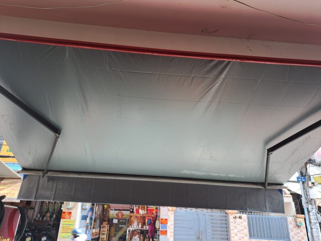 Bạt che nắng tay quay ở Thanh Hoá