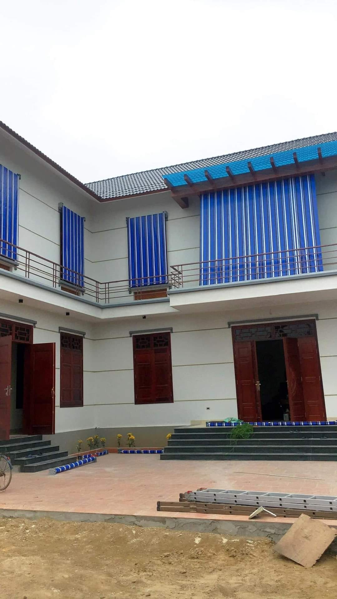 Bạt che nắng mưa tự cuốn ở Thiệu Hoá